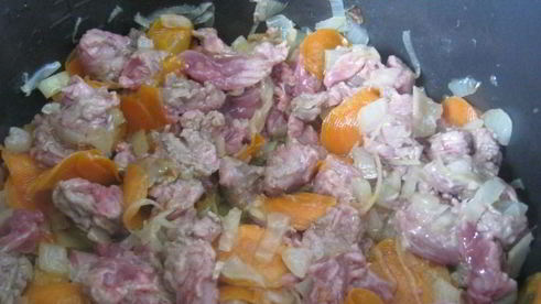 гуляш в мультиварке