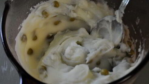 картофельные котлеты с зеленым горошком