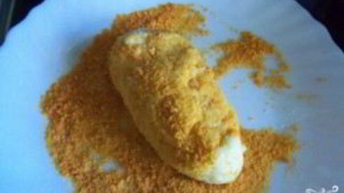 картофельные котлеты в панировочных сухарях
