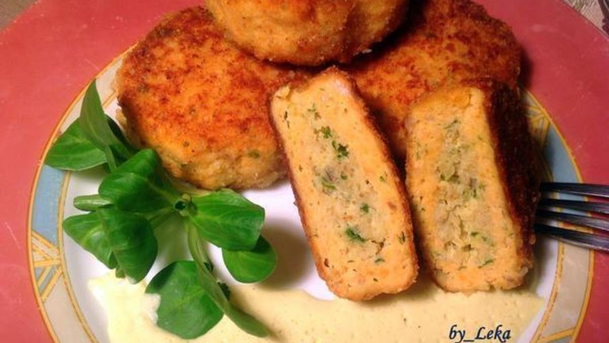 Рецепт котлет из двух видов рыб со сливочным соусом