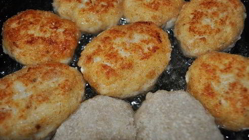 котлеты из судака с соусом