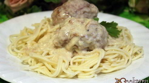 котлеты в молочном соусе