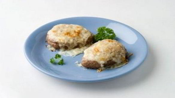Рецепт Котлет в соусе из сметаны