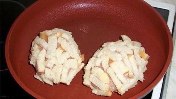 Рецепт Куриных котлет с сыром и изюмом