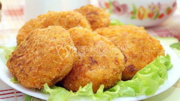 Рецепт Морковных котлет с манкой