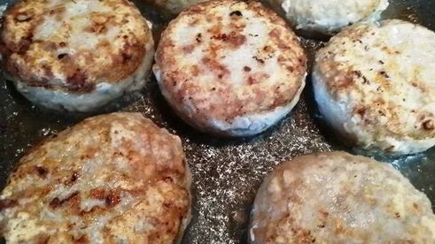 сочные котлеты из свинины с начинкой