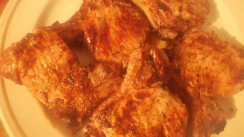 свиная котлета на кости на костре