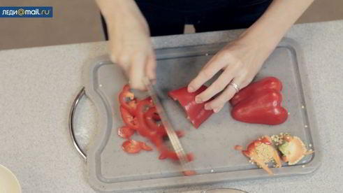 лапша с курицей и овощами