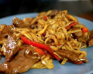 Лапша Удон с говядиной в соусе Терияки