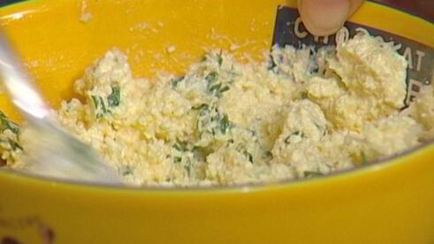 лазанья из цукини с рикоттой и соусом песто