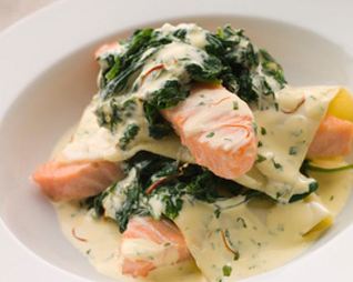 Лазанья с лососем и шпинатом