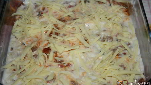 лазанья с мясным фаршем и базиликом