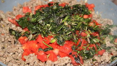 лазанья с мясным фаршем и базиликом