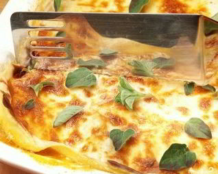 Лазанья с овощами и фаршем