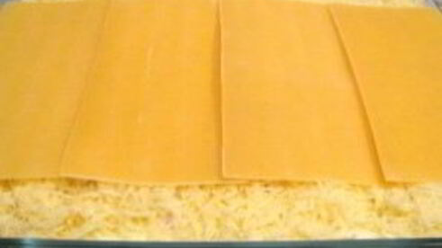 лазанья с сыром и ветчиной