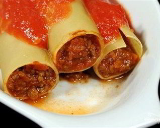 Каннеллони с фаршем в мультиварке