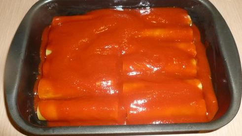 каннеллони с рыбой, грибами и адыгейским сыром