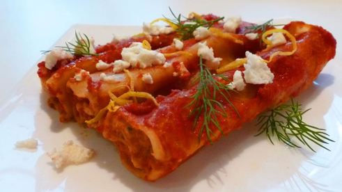 каннеллони с рыбой, грибами и адыгейским сыром