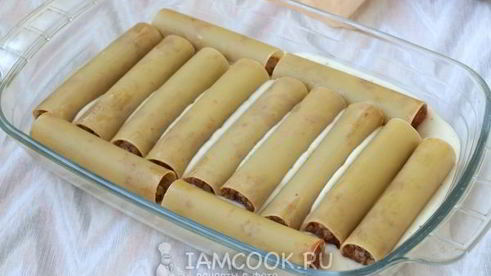 каннелони под соусом бешамель