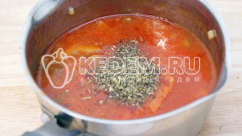 макароны перья с овощной подливой