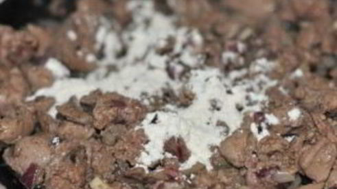 макароны с ливерной колбасой