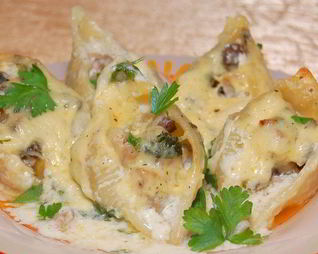 Макароны с начинкой