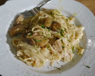 Паста с грибным соусом