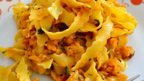 паста с рыбным соусом