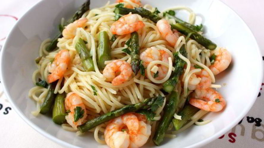 Рецепт спагетти с креветками и спаржея