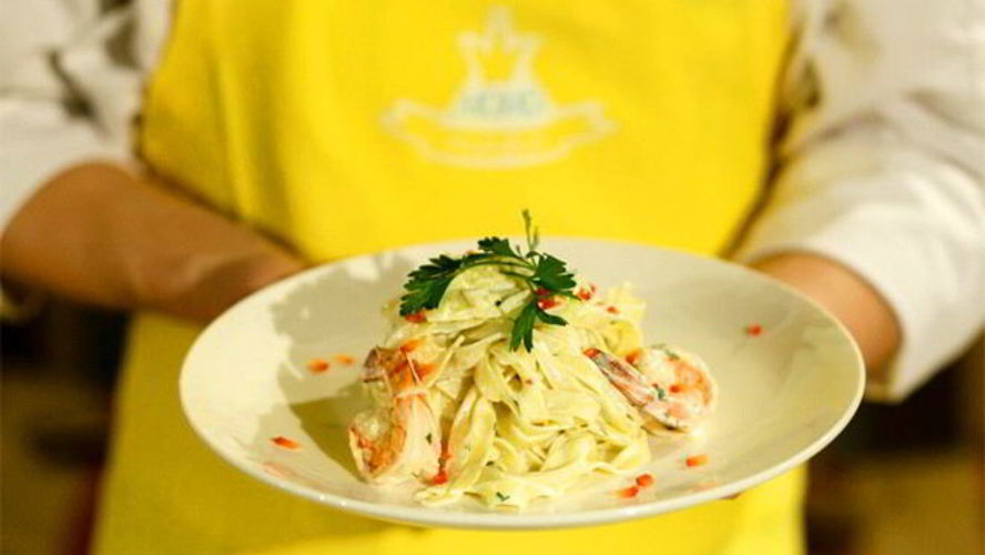 Рецепт спагетти с креветками в сливочном соусе в мультиварке