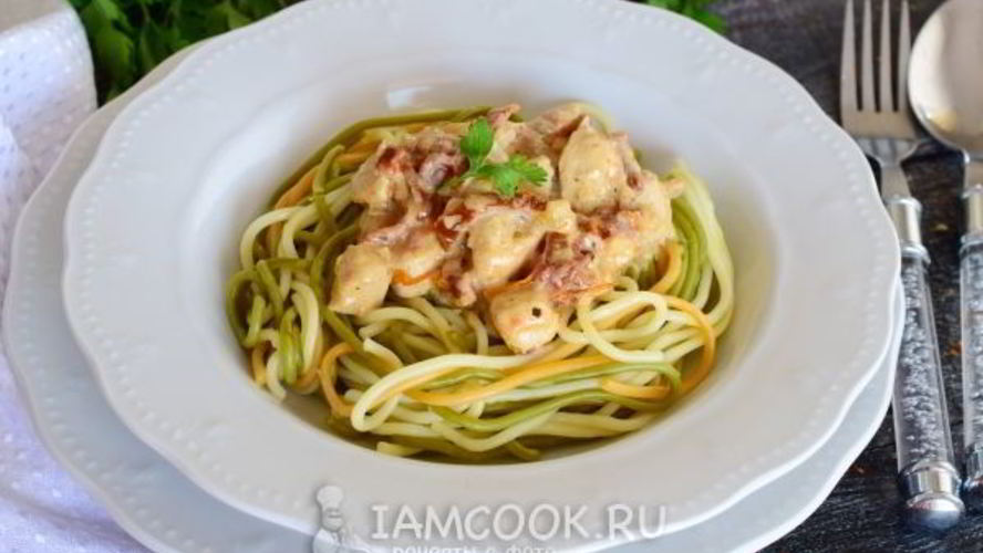 Рецепт спагетти с курицей в сливочном соусе