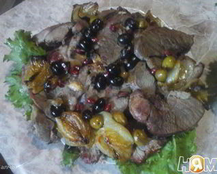 Баранья нога запеченная с сулугуни