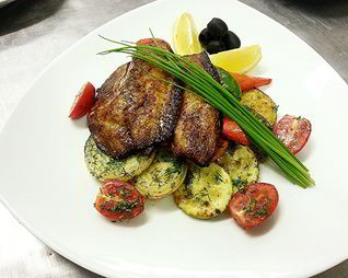 Филе теляпии в медово-соевом маринаде