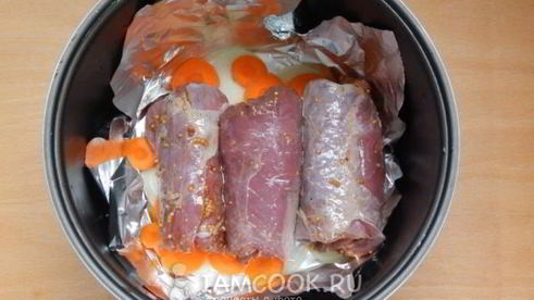 говядина запеченная в мультиварке