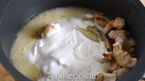 индейка в сметанном соусе