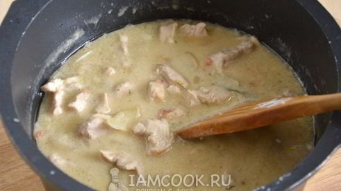 индейка в сметанном соусе