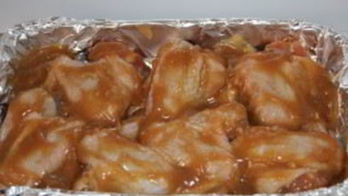 куриные крылышки под соусом
