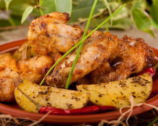 Куриные крылышки в соусе барбекю