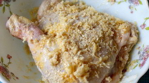 куриные окорочка в сырно-кунжутной панировке