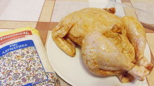 курица, фаршированная рисом и шампиньонами