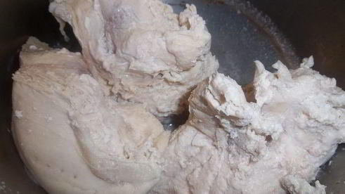 курица под майонезом