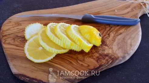 курица с лимоном и розмарином по-гречески