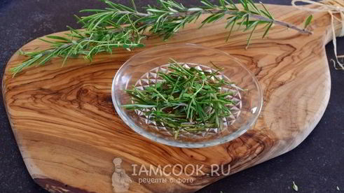 курица с лимоном и розмарином по-гречески