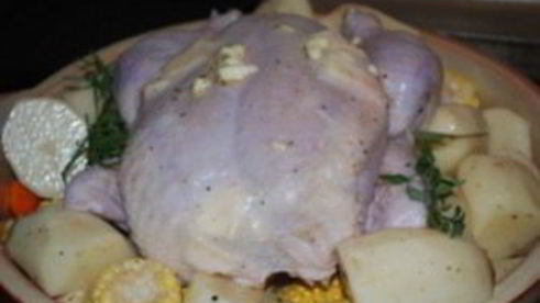 курица, запеченная целиком с овощами