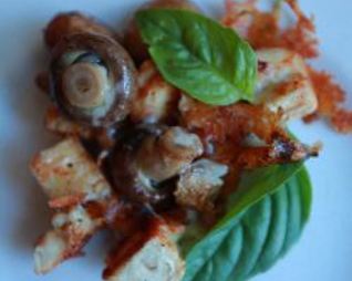 Курица жаренная с грибами и сыром