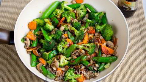 му гу гай пан — курица с грибами по-китайски