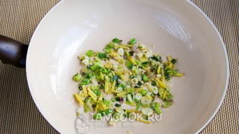 му гу гай пан — курица с грибами по-китайски