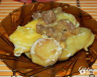 Мясо под майонезом