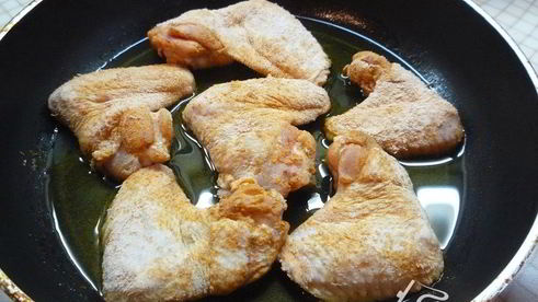 острые куриные крылышки баффало