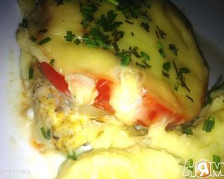 Отбивная из индейки под овощами